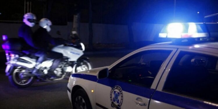 Διέρρηξαν και έβαλαν φωτιά σε εργαστήριο με σφολιάτες