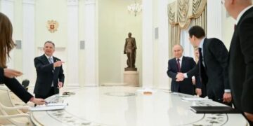 Μόσχα: «Εποικοδομητική» η συνάντηση Πούτιν – Γουίτκοφ