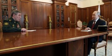 «Μόλις 3 τετραγωνικά χιλιόμετρα έμειναν στους Ουκρανούς»