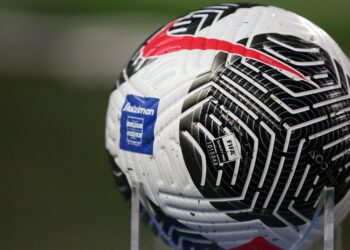 Με VAR και ημιαυτόματο οφσάιντ το πρωτάθλημα για τα επόμενα 4 χρόνια