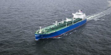 «Λευκός καπνός» σε κλίμα έντασης για τον φόρο άνθρακα