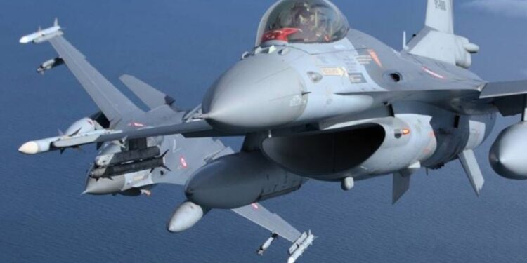 Ζεύγος τουρκικών F-16 προχώρησε σε παράβαση κανόνων του FIR Αθηνών με τα ΜΟΕ σε εξέλιξη