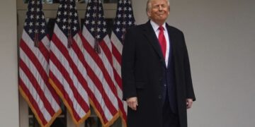 Τι προσπαθεί να πετύχει και πόσο πιθανό είναι να λειτουργήσει το σχέδιό του