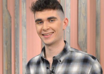 Βίκτωρας Βερνίκος στο enikos.gr: «Θα συμβούλευα την Klavdia να μην σκύψει το κεφάλι ούτε στιγμή»