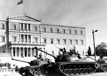21η Απριλίου 1967: Όταν τα τανκς «ποδοπάτησαν» τη Δημοκρατία