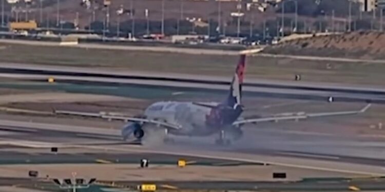 Πιλότος ακύρωσε την απογείωση επειδή κουνιόταν η ρόδα του αεροσκάφους