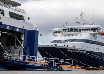 Παραμένει το απαγορευτικό απόπλου για πολλές θαλάσσιες περιοχές