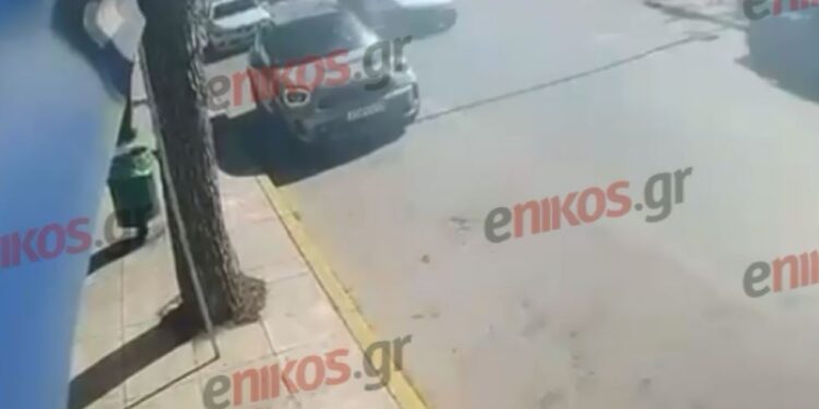 Βίντεο ντοκουμέντα από την δράση της συμμορίας που «άδειαζε» σταθμευμένα οχήματα 