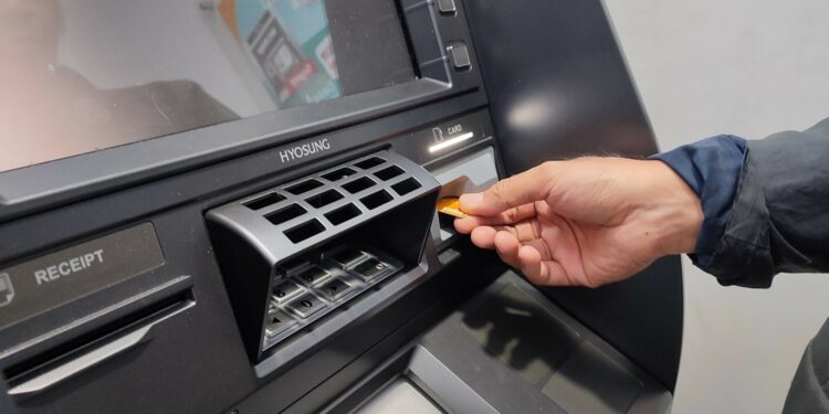 Συντάξεις, επιδόματα, πρόγραμμα «Σπίτι μου»: Ποιες πληρωμές θα γίνουν από 28 Απριλίου έως 2 Μαΐου