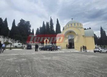 Σε κλίμα οδύνης η κηδεία της 47χρονης ναυτικού που παρασύρθηκε από φορτηγό σε καταπέλτη πλοίου