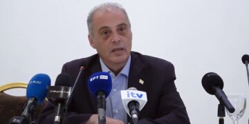 Μία κυβέρνηση που ληστεύει τους πολίτες για να χρηματοδοτεί ολιγάρχες, είναι επικίνδυνη