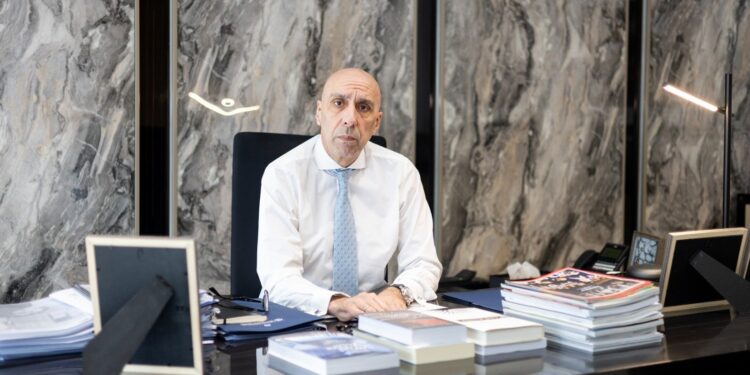 Οι κοινωνικές παρεμβάσεις έχουν πραγματικό αποτύπωμα όταν συνοδεύονται από σταθερές πολιτικές ενίσχυσης της πραγματικής οικονομίας