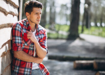 «Στα 21 μου διαγνώστηκα με καρκίνο 4ου σταδίου και αυτά ήταν τα συμπτώματα που αγνόησα»