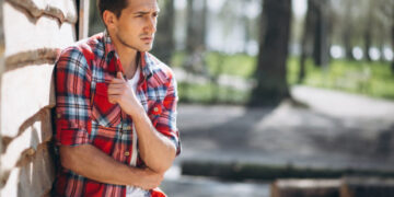 «Στα 21 μου διαγνώστηκα με καρκίνο 4ου σταδίου και αυτά ήταν τα συμπτώματα που αγνόησα»