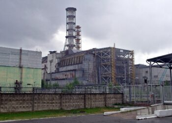 Αναζητούνται λύσεις για την αποκατάσταση των ζημιών στη σαρκοφάγο του παροπλισμένου πυρηνικού σταθμού στο Τσερνόμπιλ