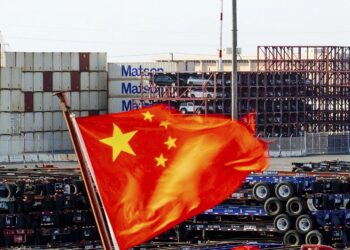 Εμπορικός πόλεμος ΗΠΑ-Κίνας: Μπορεί το Πεκίνο να αντιμετωπίσει ταυτόχρονα τον αποπληθωρισμό και τους δασμούς του Τραμπ;