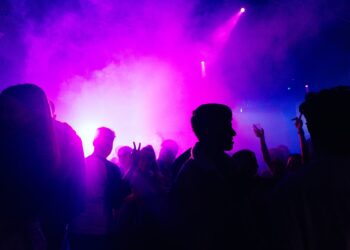 Πυρασφάλεια: «Σαφάρι» της Πυροσβεστικής σε νυχτερινά κέντρα, βιομηχανίες και αποθήκες