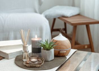 Το απλό μείγμα 3 συστατικών που θα εξαφανίσει τις δυσάρεστες οσμές από το σπίτι