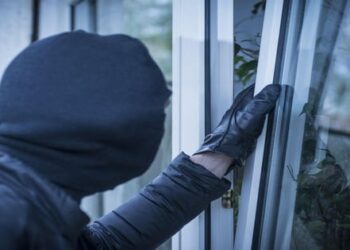 Αμαλιάδα: Συνελήφθη διαρρήκτης που «χτυπούσε» καταστήματα