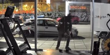 Διαρρήκτης αλά… Τομ Κρουζ μπαίνει μπουσουλώντας σε γυμναστήριο στη Θεσσαλονίκη
