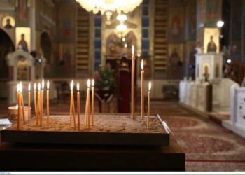 Άνδρας εισέβαλε σε εκκλησία την ώρα της Ακολουθίας και άρχισε να φωνάζει