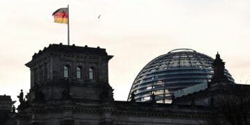 Στάσιμη η οικονομία για τρίτη συνεχή χρονιά