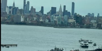 ΗΠΑ: Ελικόπτερο κατέπεσε στον ποταμό Χάντσον