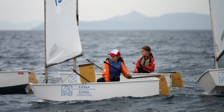 Πλέοντας με την «Ελπίδα»