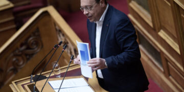 Φάμελλος: Υπερπλεόνασμα προβλημάτων στο ΕΣΥ