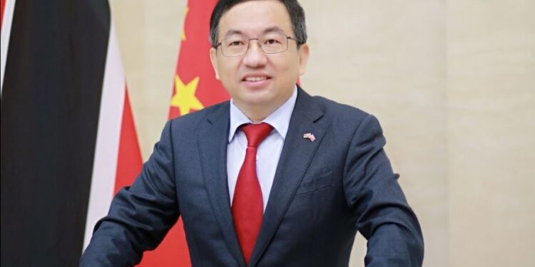 Αγκαλιάζοντας την Κίνα, αγκαλιάζουμε τις ευκαιρίες