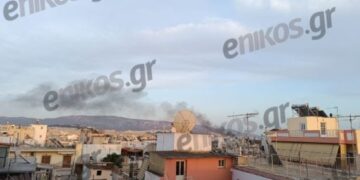 Μήνυμα από το 112 για τη φωτιά στον Βοτανικό