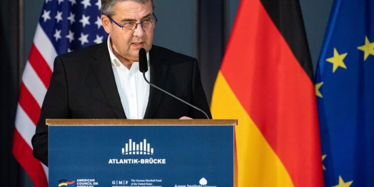 Ο πρώην αντικαγκελάριος Ζίγκμαρ Γκάμπριελ προτείνει ο Καναδάς να είναι γίνει μέλος της ΕΕ