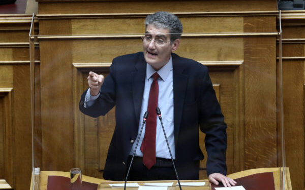 Γιαννούλης στον Realfm 97,8: Πρέπει να πέσουν ο εγωισμός και η αυτοαναφορικότητα του ΠΑΣΟΚ και της Νέας Αριστεράς