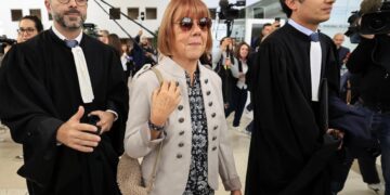 Κατέθεσε μήνυση για τη δημοσίευση φωτογραφιών του νέου συντρόφου της
