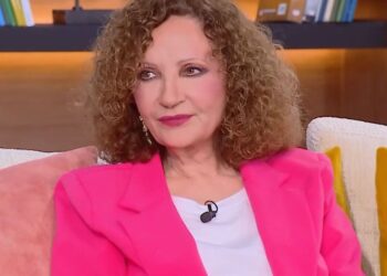 «Δεν έχω τίποτα να κρύψω και δεν οφείλω τίποτα σε κανένα»