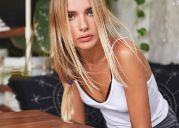 Ξαφνιάστηκε με την απροειδοποίητη επίσκεψη του πρώην άνδρα της