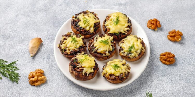 Συνταγή για μανιτάρια γεμιστά με τυρί και φρέσκο άνηθο