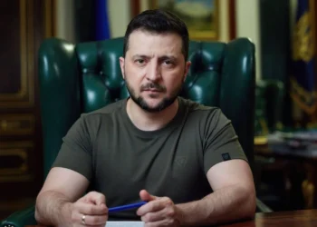 Ζελένσκι: «Ο Πούτιν παίζει με την ανθρώπινη ζωή»