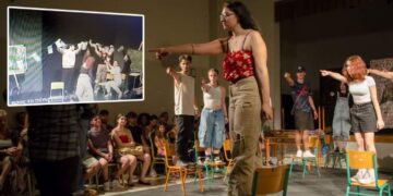 Αντιδράσεις για την παρουσία αστυνομικών σε μαθητική θεατρική παράσταση – Η απάντηση της ΕΛ.ΑΣ.