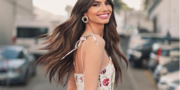 Το μονόπετρο, η AI-κούκλα και η ερώτηση που άναψε φωτιές – Την ζήτησε σε γάμο ο Γιάννης Καραβασάνης;