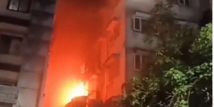 Τουλάχιστον 15 νεκροί από πυρκαγιά σε ξενοδοχείο στην Κολκάτα