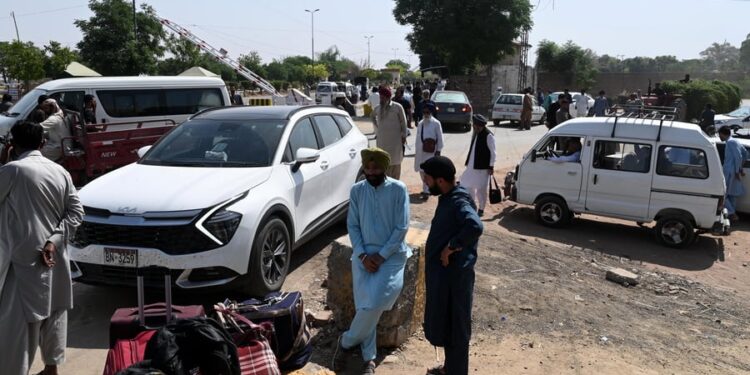 Ένταση μεταξύ Ινδίας και Πακιστάν: Ανταλλαγές πυρών στα σύνορα