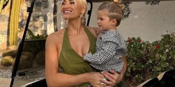 Πάσχα με τον μικρό Πάρη- Πού απολαμβάνει τις διακοπές της