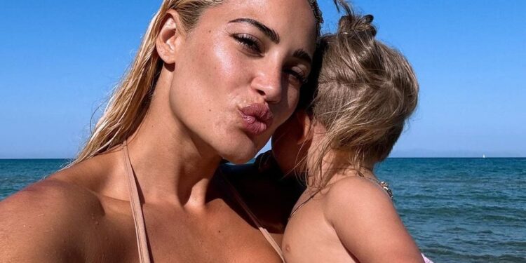 Περιπέτεια υγείας για τον γιο της – «Με τρόμαξες μικρέ μου πονηρέ»