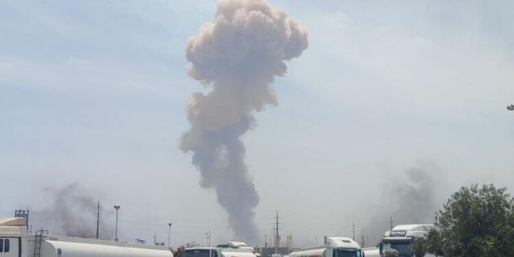 Ιράν: Ισχυρή έκρηξη στο λιμάνι της πόλης Μπαντάρ Αμπάς