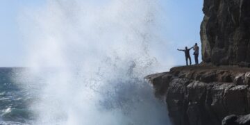 Κλειστά 91 λιμάνια λόγω έντονων κυμάτων