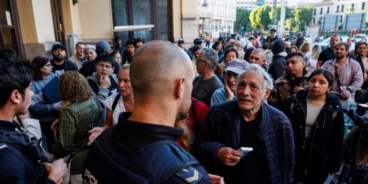 Σε κατάσταση εκτάκτου ανάγκης η Ισπανία