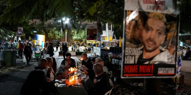 «Δεν υπήρξε πρόοδος» στις συνομιλίες του Καΐρου για τους ομήρους, σύμφωνα με πηγή