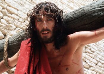 Πάσχα: Η θεωρία για το πώς μετακινήθηκε η πέτρα που σφράγιζε τον τάφο του Ιησού