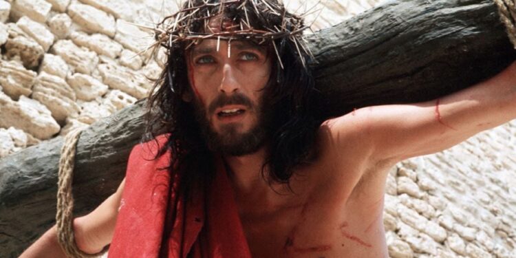 Πάσχα: Η θεωρία για το πώς μετακινήθηκε η πέτρα που σφράγιζε τον τάφο του Ιησού